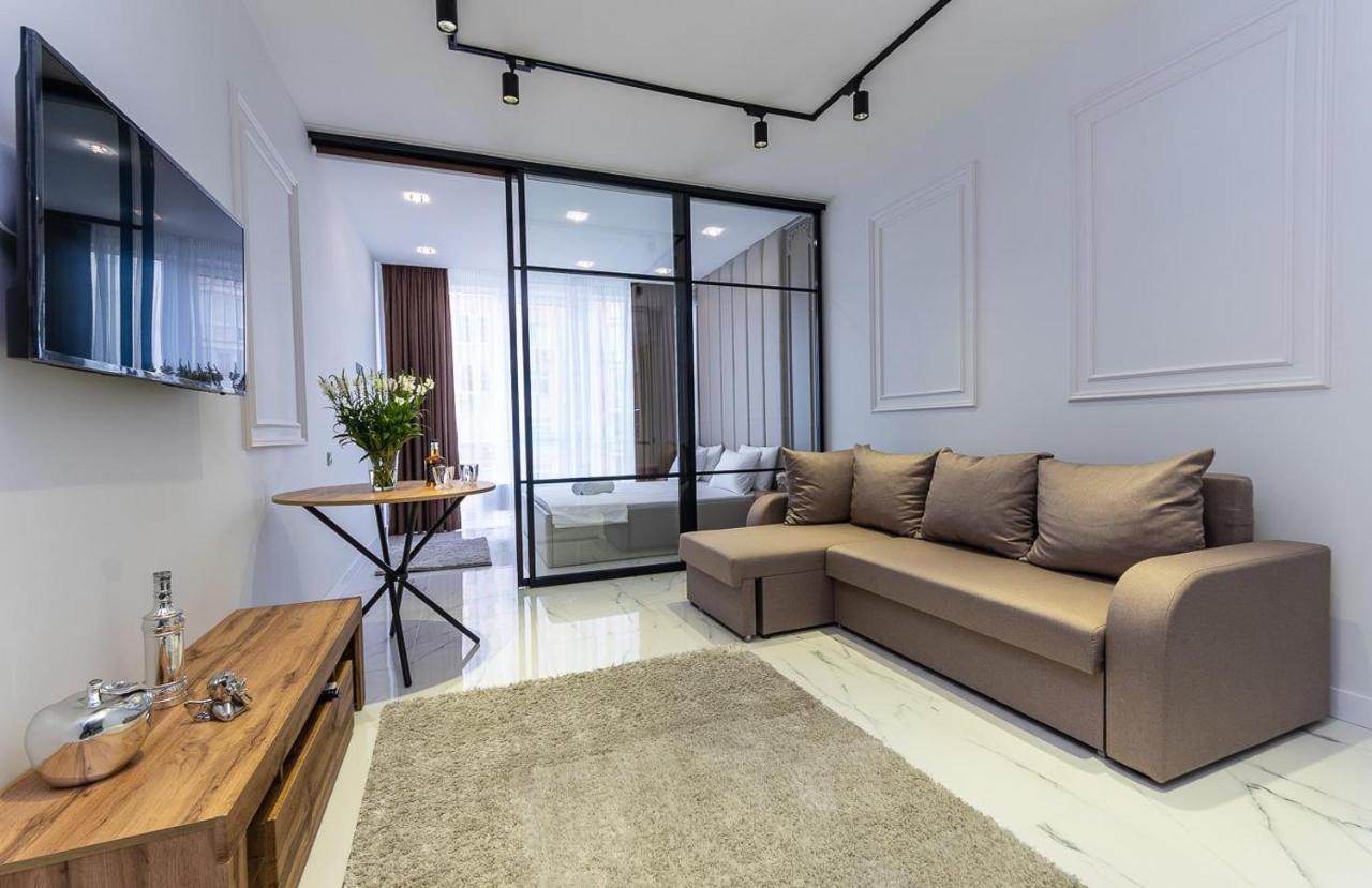 Fashionable Apartments. Smartplaza Metro Minskaya. Obolon Kiev Exteriör bild