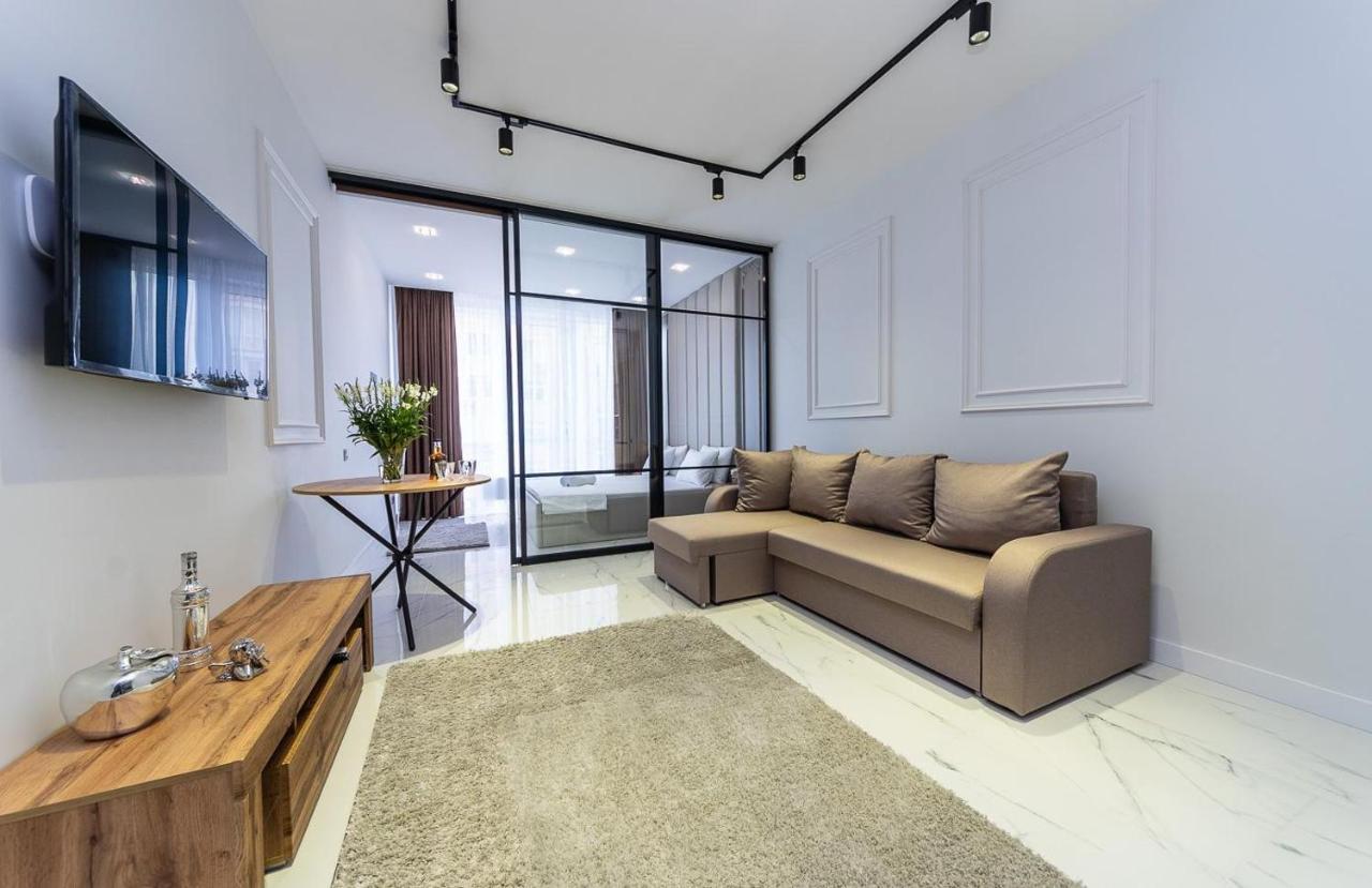 Fashionable Apartments. Smartplaza Metro Minskaya. Obolon Kiev Exteriör bild